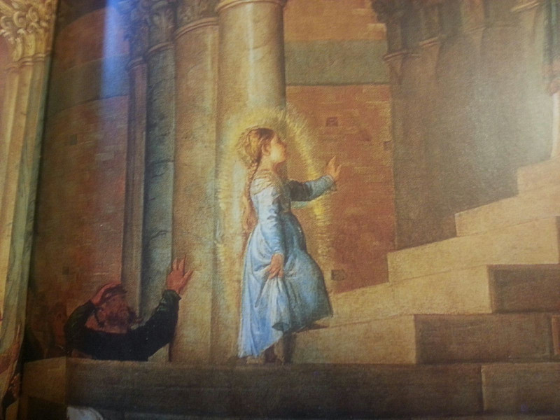 Nossa Senhora Menina no templo
